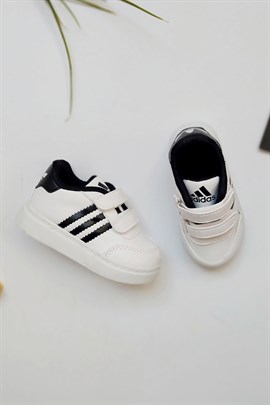 3 Çizgili Çocuk Spor Ayakkabı Beyaz Siyah